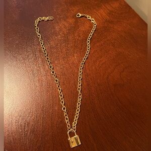 Fashion Gold Lock Necklace